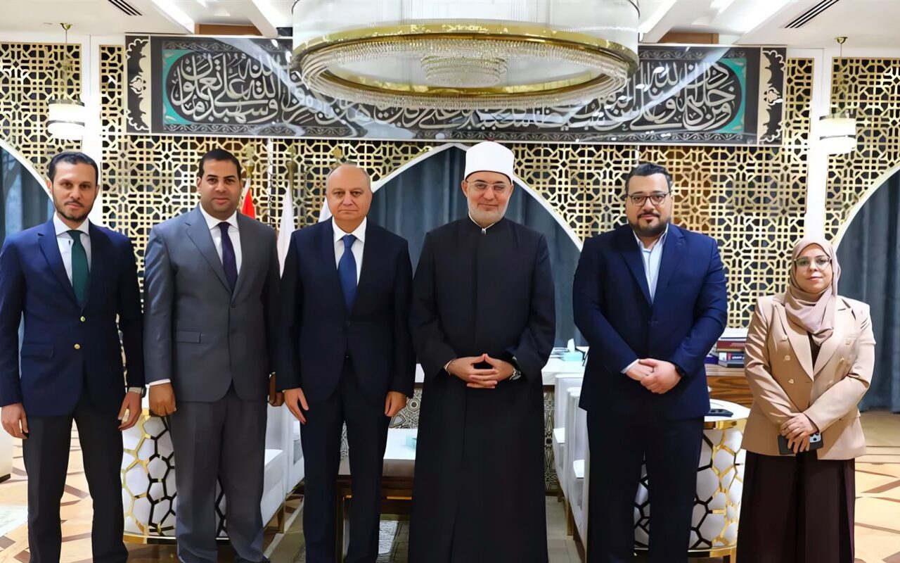 مفتي الجمهورية يستقبل رئيس جامعة النيل لبحث سُبل تعزيز التعاون المشترك