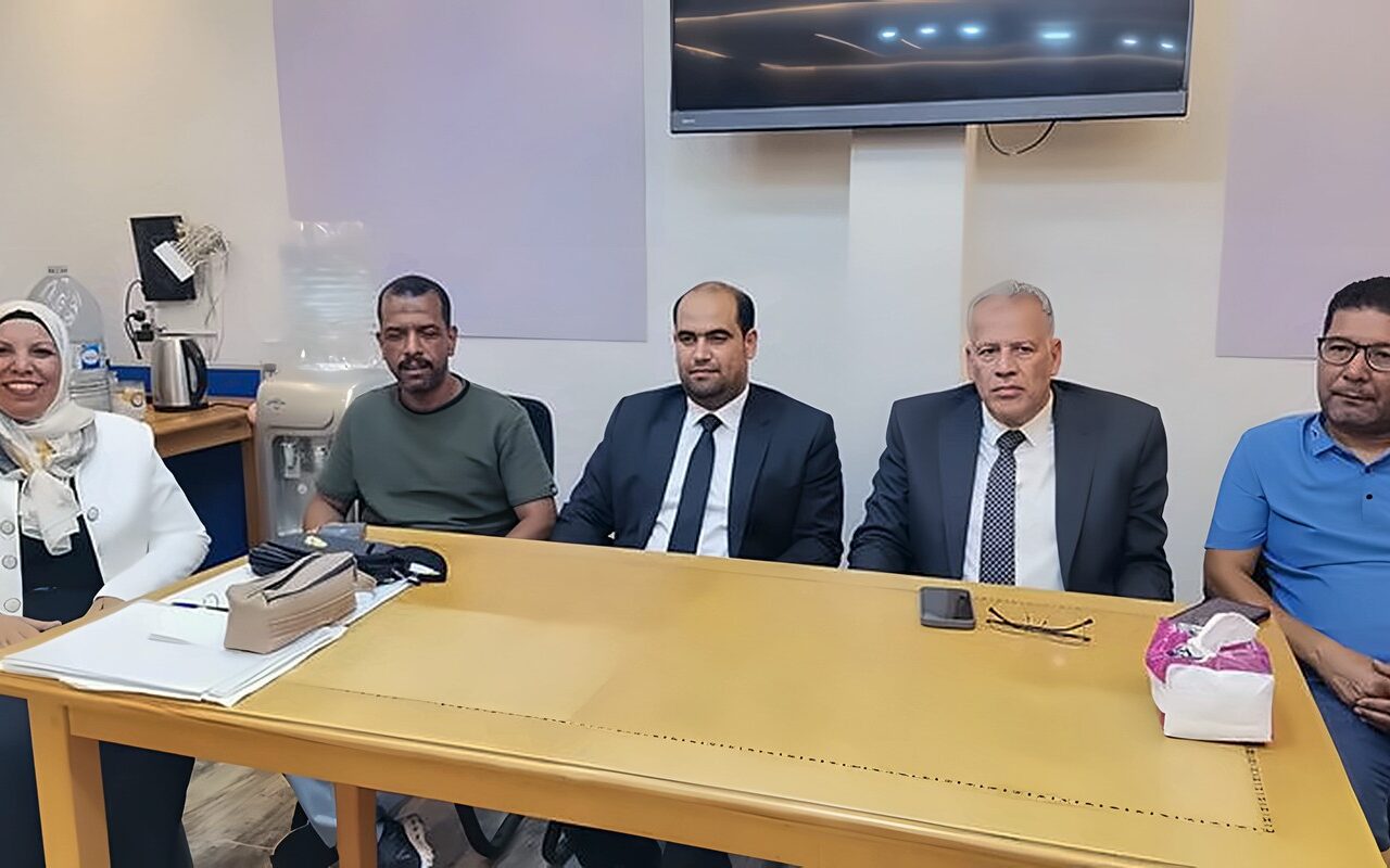 «النصاب لم يكتمل».. وكيل الشباب والرياضة يتابع الجمعية العمومية لنادي الغردقة