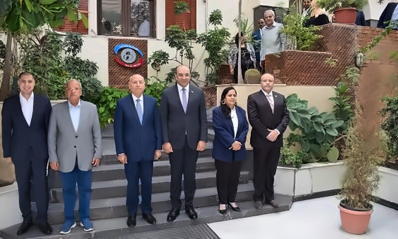 رئيس التأمين الصحي الجديد: المواطن يأتي في مقدمة أولويات الهيئة