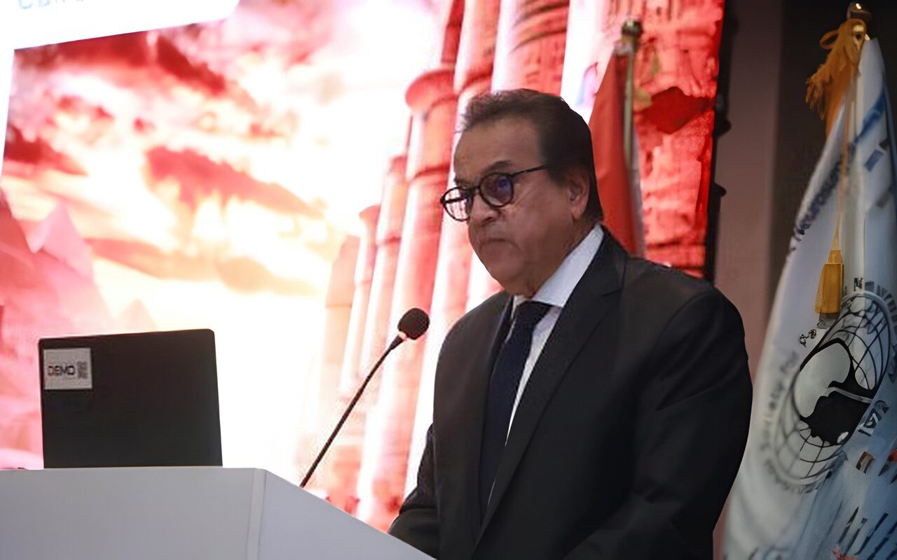 وزير الصحة يشهد المؤتمر السنوي الـ52 للجمعية الدولية لجراحة أعصاب الأطفال