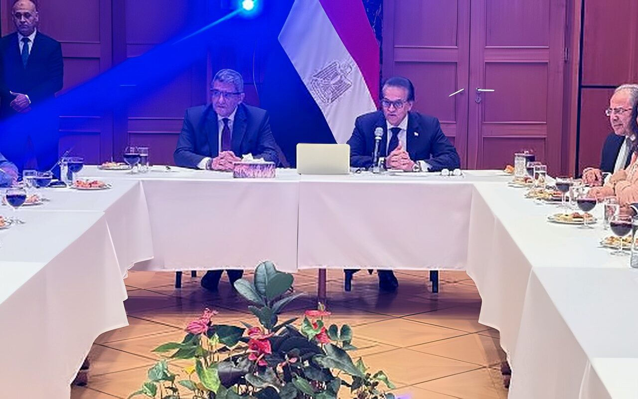 وزير الصحة: إطلاق مبادرة ورابطة للأطباء المصريين بالخارج