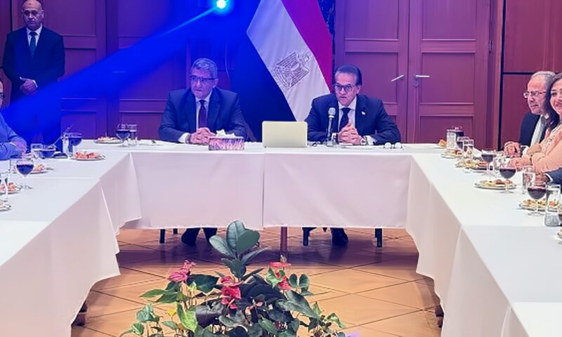 وزير الصحة: إطلاق مبادرة ورابطة للأطباء المصريين بالخارج