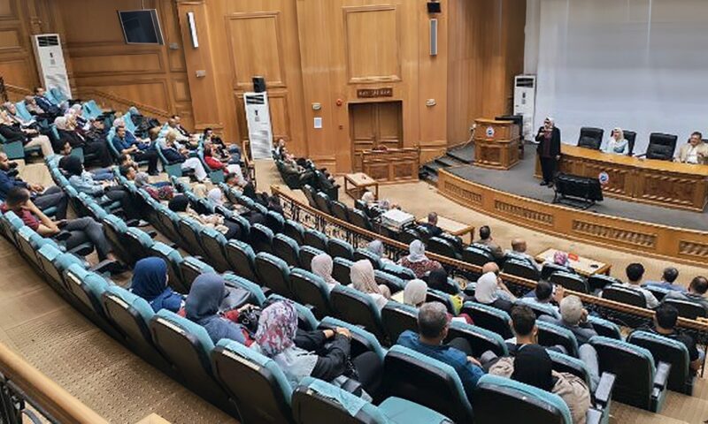الصحة تعقد ورشة عمل لتطوير الموارد البشرية ودعم التحول الرقمي
