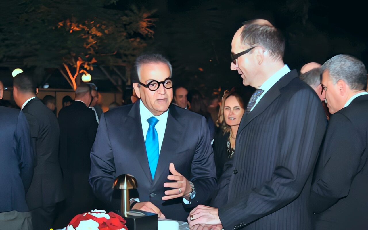 وزير الصحة يشارك في اليوم الوطني للنمسا