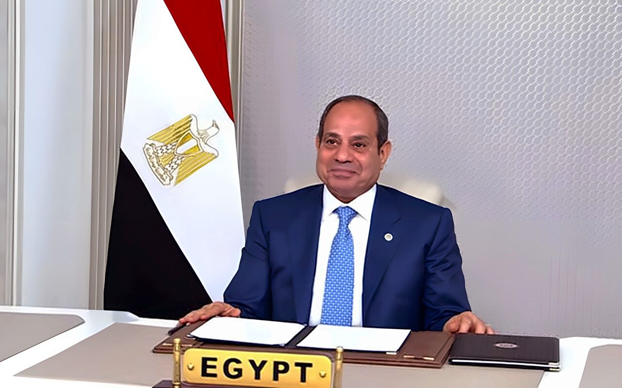 السيسي: أمن دول الخليج العربي جزء لا يتجزأ من أمننا القومي وضرورة الحفاظ على حرية الملاحة