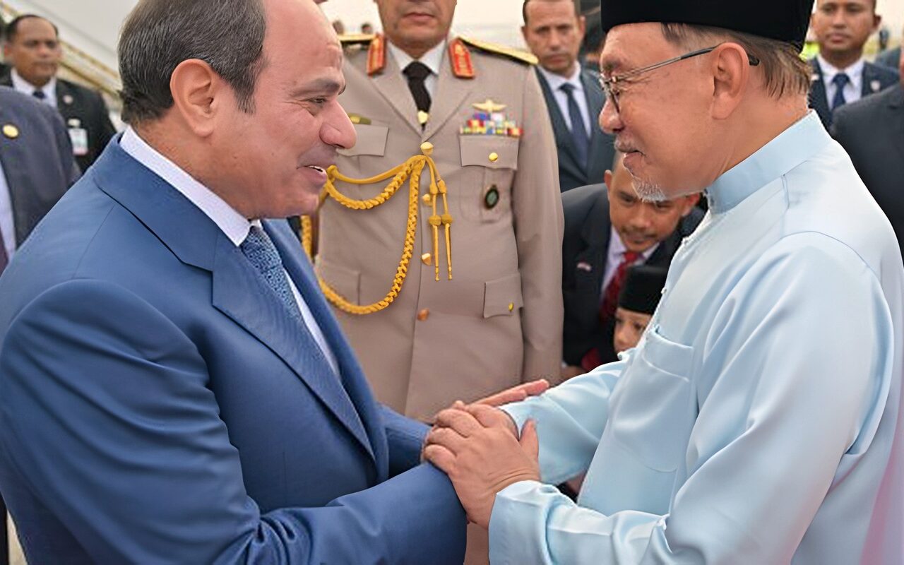 رئيس وزراء ماليزيا: نتطلع إلى فتح آفاق جديدة للتعاون مع مصر