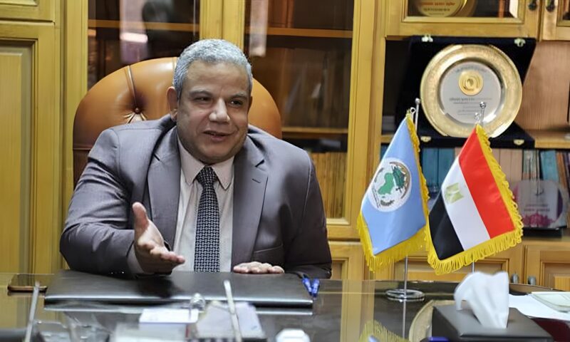 كلية الدراسات الإفريقية بجامعة القاهرة ترفع رصيد اعتمادها الدولي إلى 5 شهادات آيزو