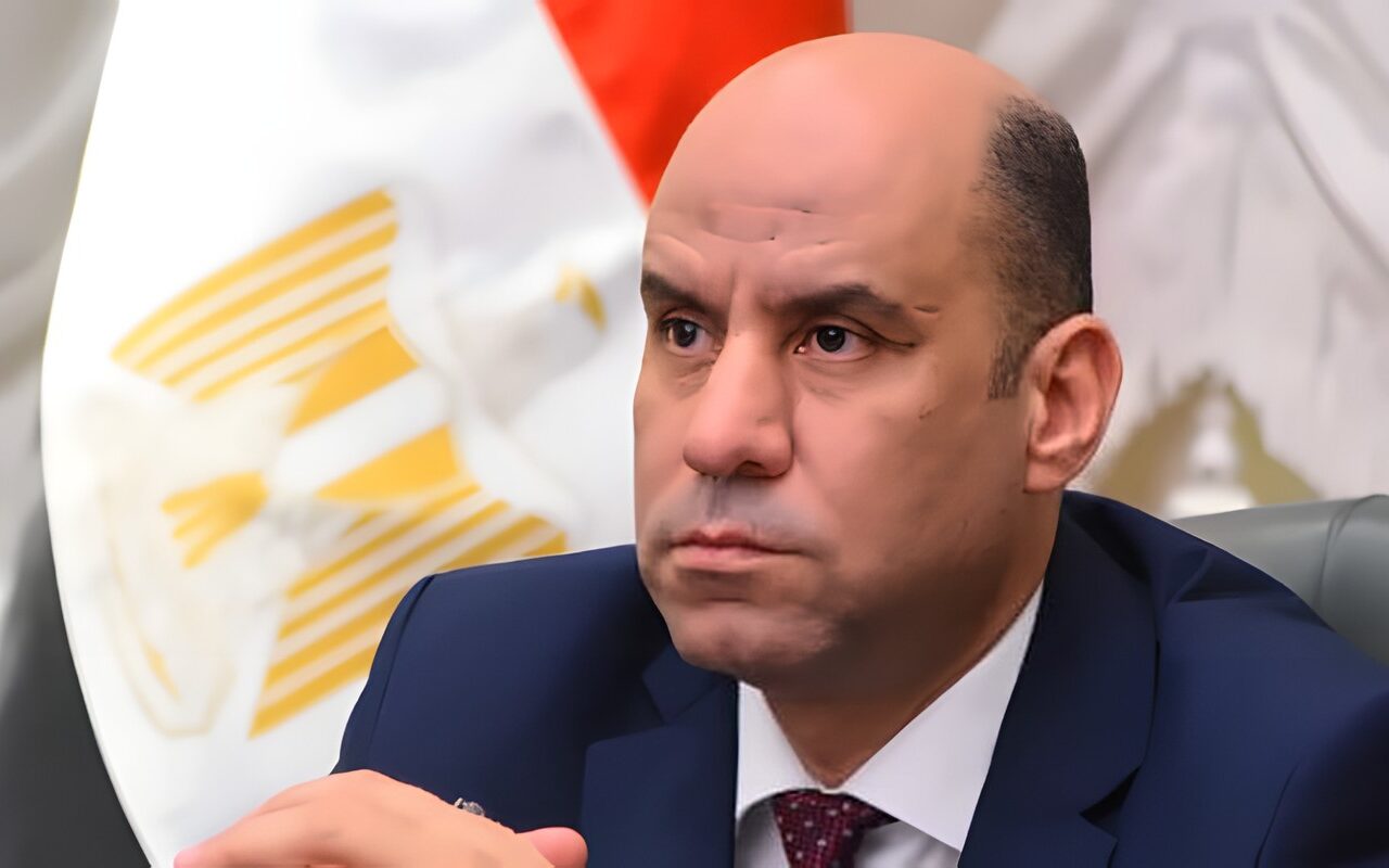 وزير العمل: فرص عمل موسمية في إسبانيا بالقطاع الزراعي براتب 1200 يورو