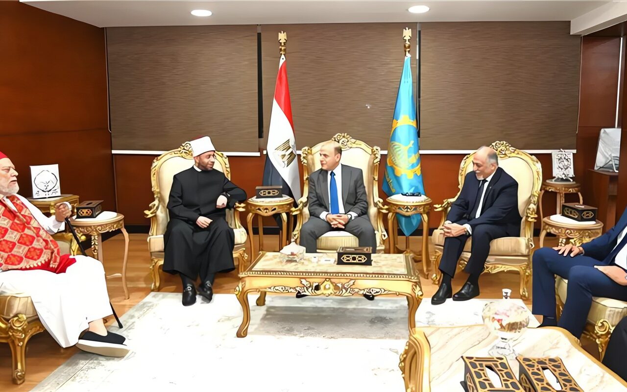 محافظ الغربية يستقبل وزير الأوقاف ومفتي الجمهورية الأسبق للمشاركة في مولد السيد البدوي