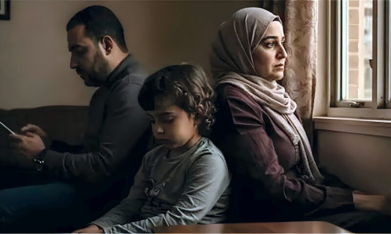 خبير اجتماعي يحذر من مخاطر غياب الرعاية الأسرية على الأطفال