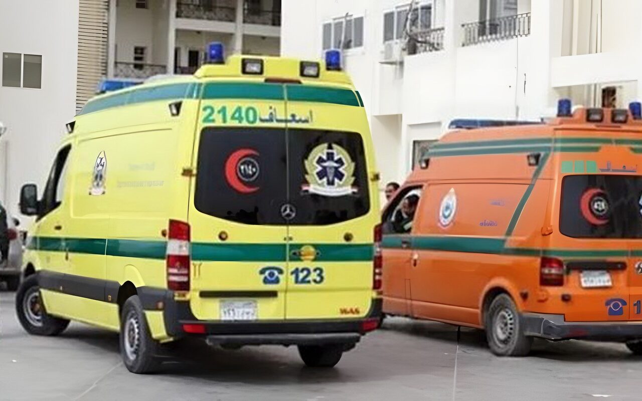 إصابة 7 أشخاص في حادث تصادم بين سيارتين بطريق الملاحة في طنطا بسبب السرعة الزائدة