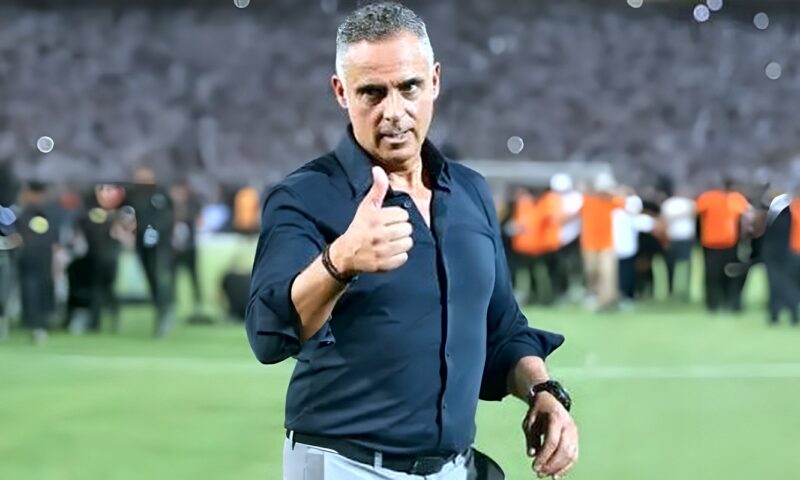 الزمالك يحسم موقفه من عودة جوميز ورحيل معتمد جمال بعد خسارة القمة |خاص
