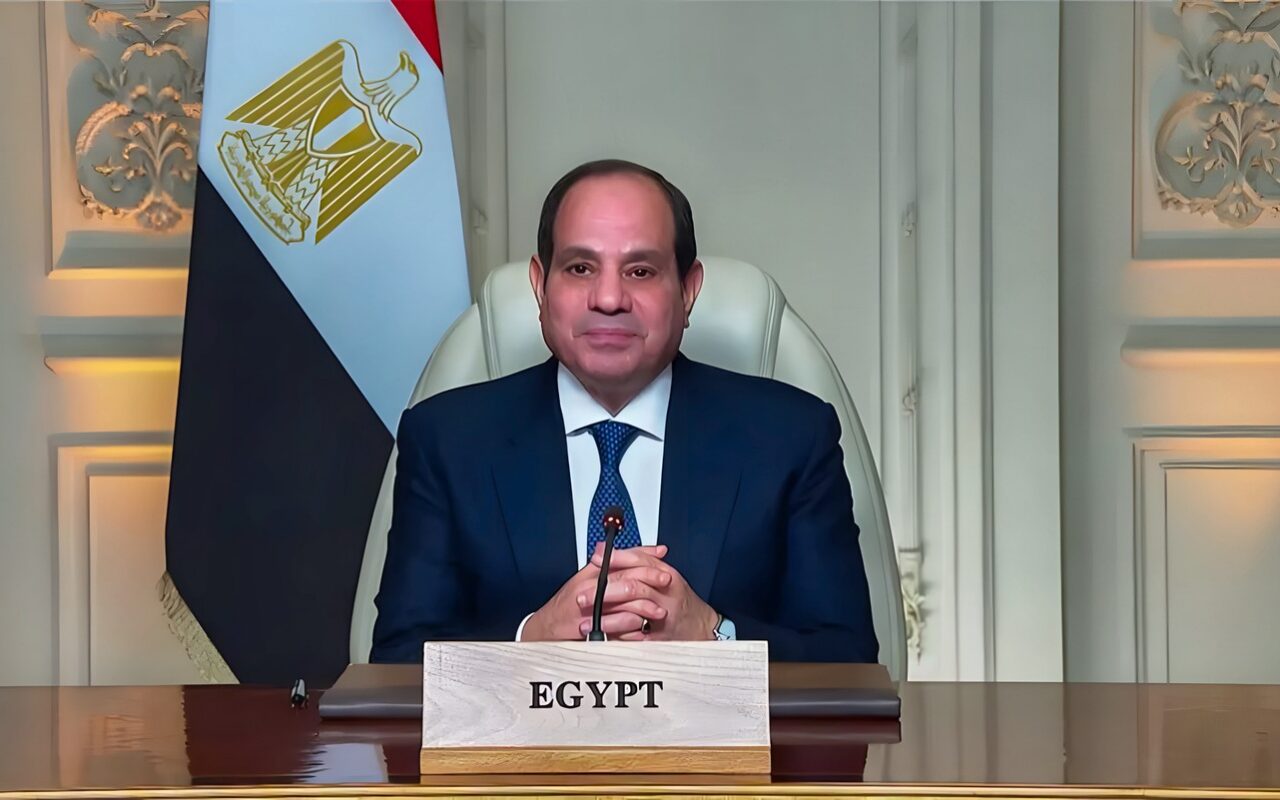السيسي من قمة موسكو: نرفض عسكرة البحر الأحمر