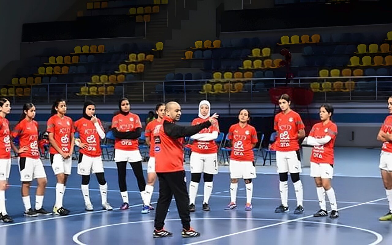 أحمد جمال حكمًا للقاء الافتتاح بكأس الأمم الأفريقية لكرة الصالات بالمغرب