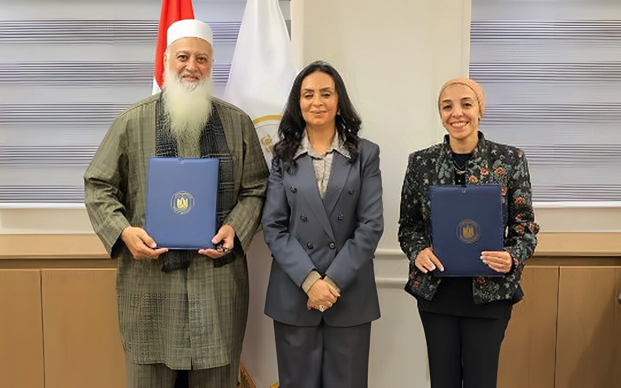 مؤسسة أبو العينين توقع بروتوكولا لدعم كبار السن بالتعاون مع صندوق رعاية المسنين