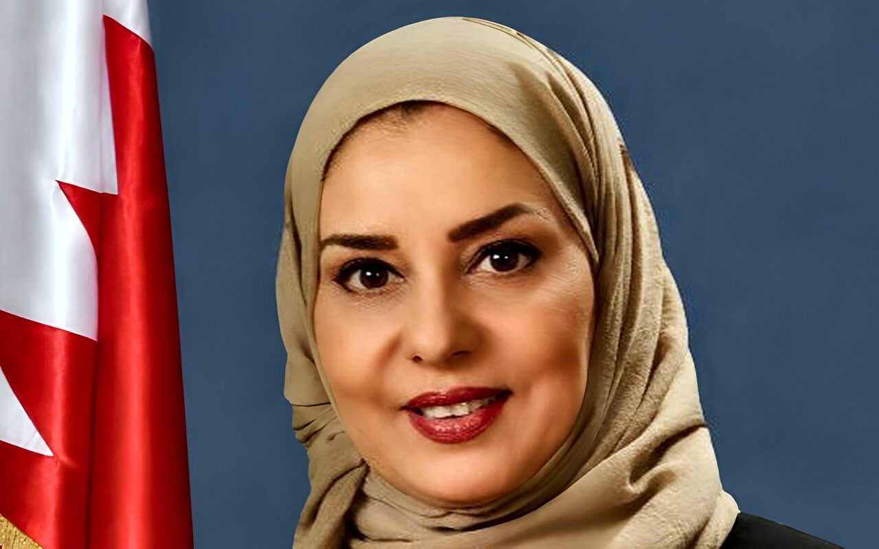 سفيرة مملكة البحرين تهنئ مصر بالذكرى الثالثة والخمسين لنصر أكتوبر