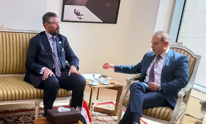 السفير الليبي يبحث مع الخارجية المصرية تسريع خدمات الجالية