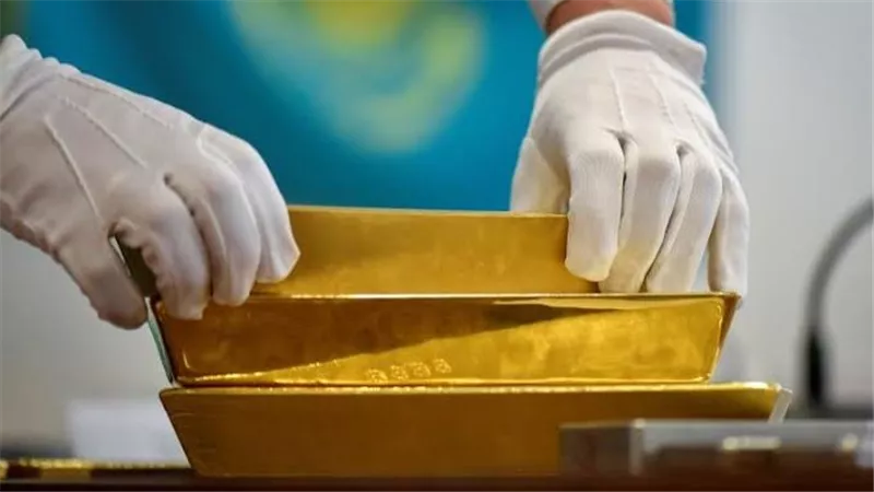سعر جرام الذهب بالصاغة في ختام تعاملات اليوم الإثنين