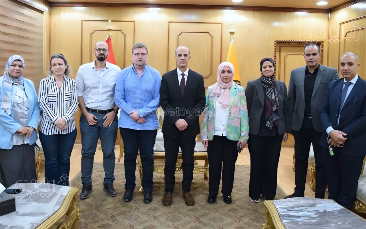 “كن مؤمنا”، جامعة بني سويف والأزهر يبحثان ترسيخ القيم الدينية والأخلاقية لدى الشباب