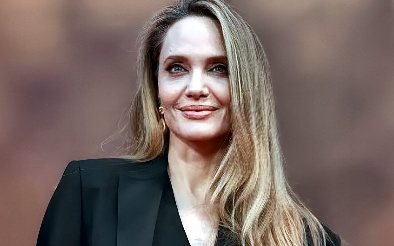 أكاديمية غزة للسينما تشيد بموقف أنجلينا جولي وتسليطها الضوء على حجم الدمار في فلسطين
