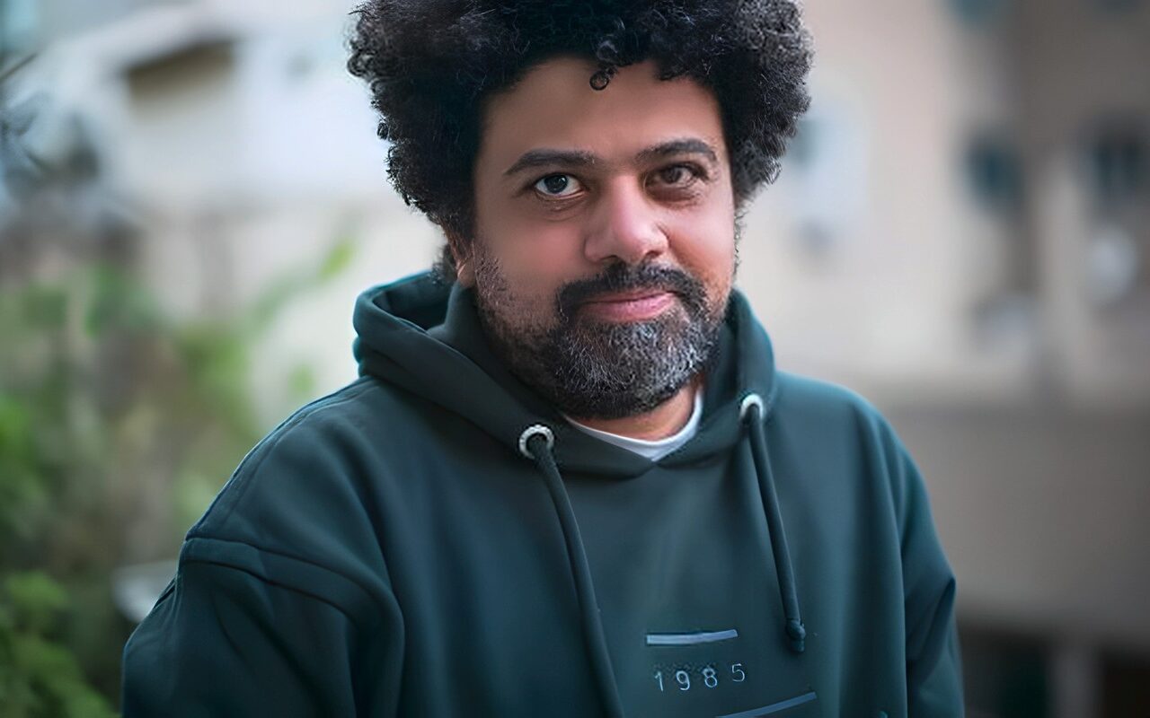 الطريق إلى القاهرة 47.. أحمد عبد الله صائد الجوائز في 6 محطات بارزة أخرها برلين