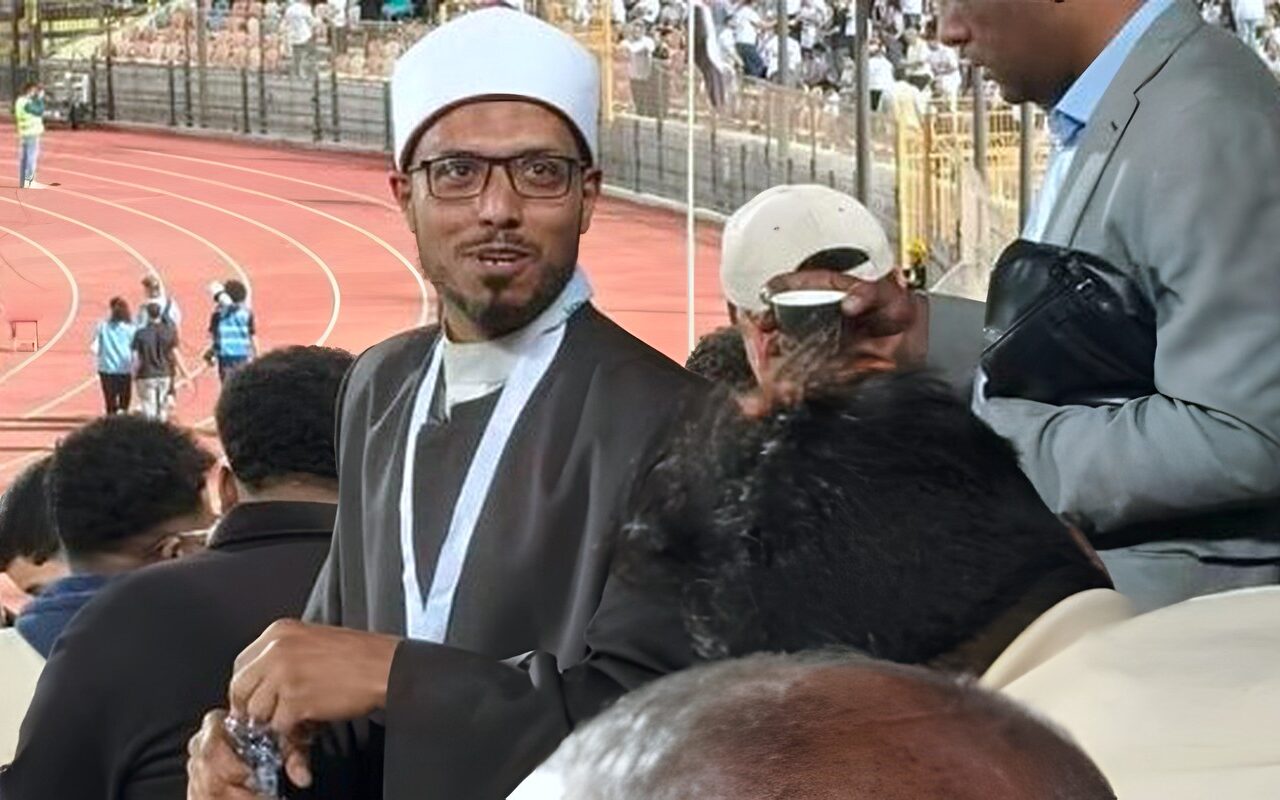 ربنا يسامحني.. الشيخ أحمد المشجع الزملكاوي يعلن اعتزاله تشجيع كرة القدم