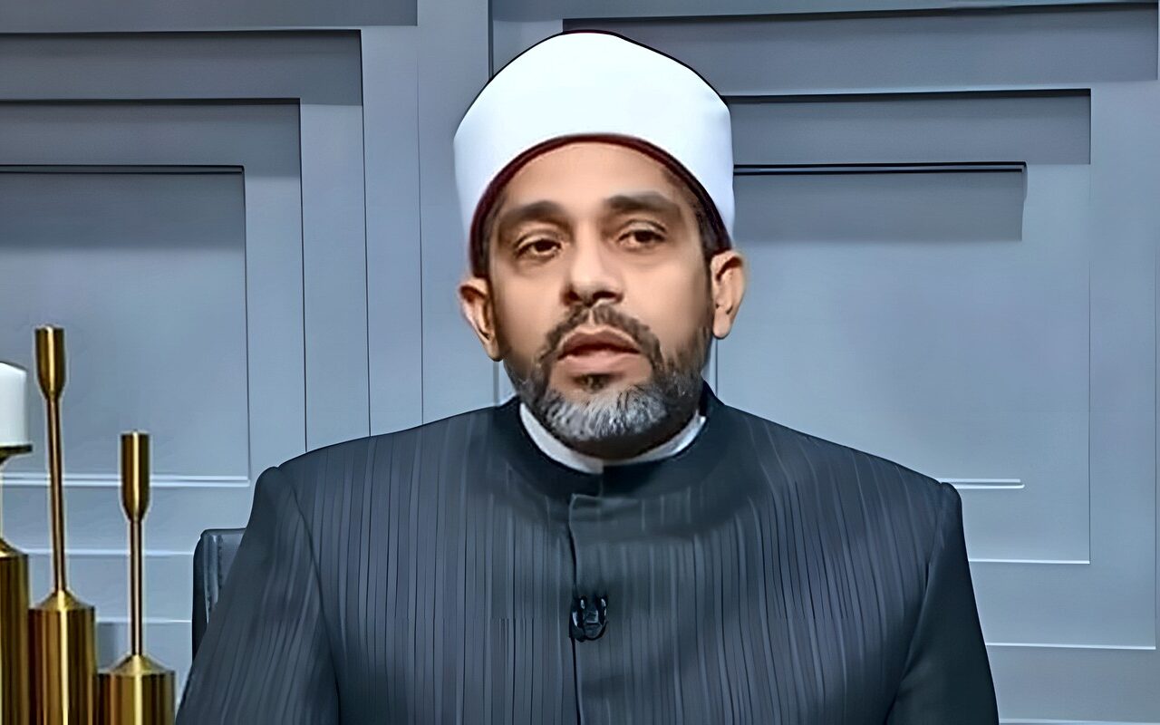 هل يقع اليمين وقت الغضب؟.. أمين الفتوى يوضح الحكم الشرعي (فيديو)
