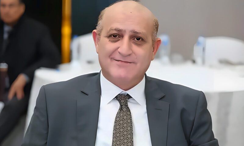 استشاري أطفال: التطعيمات والرضاعة الطبيعية والتغذية أهم أسلحة حماية الأطفال من العدوى
