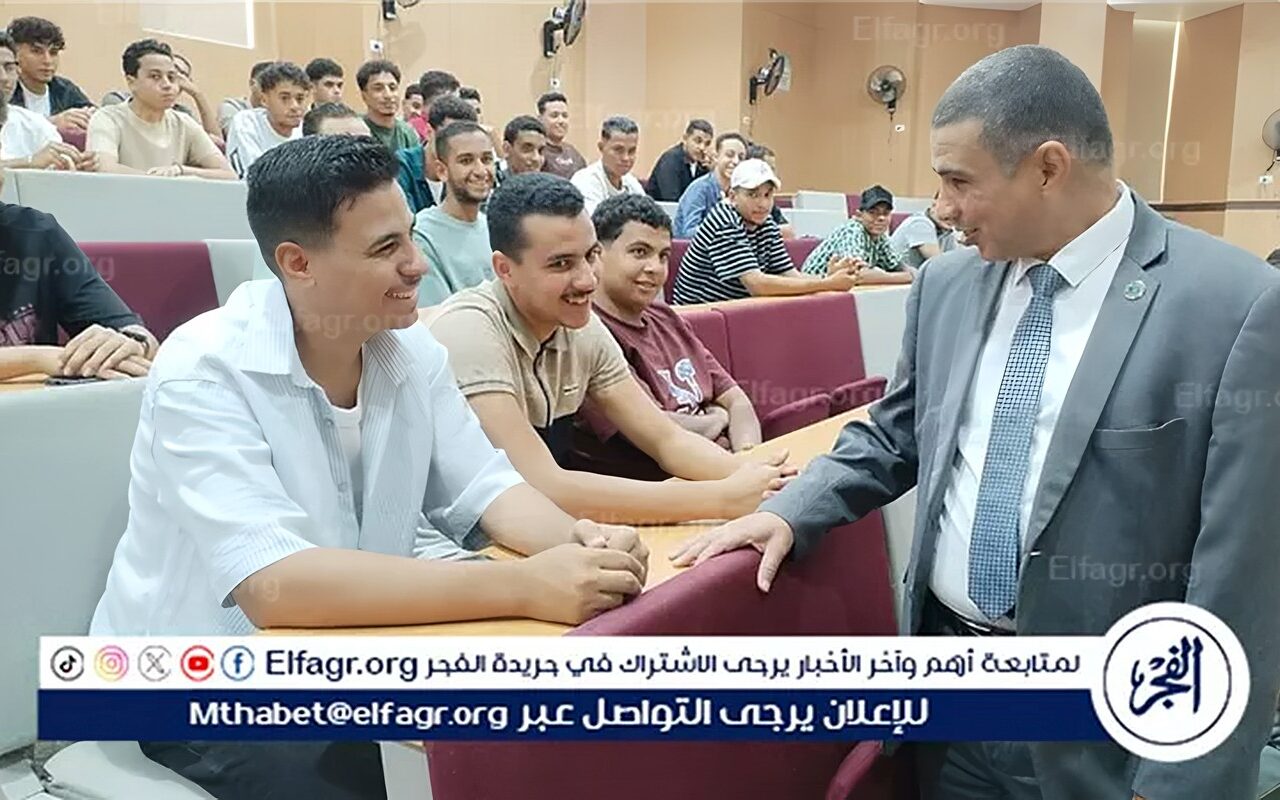 رئيس جامعة أسيوط التكنولوجية يشدد على أهمية تطوير بيئة التعليم بما يواكب متطلبات سوق العمل