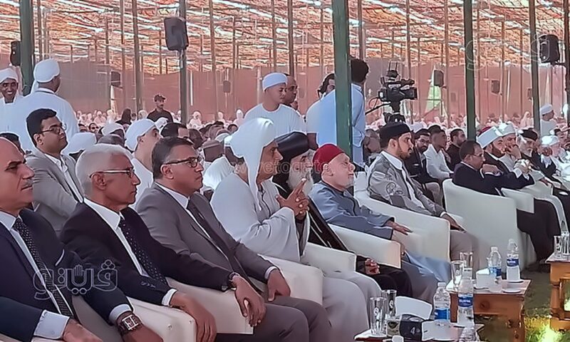 الأنبا بيمن يشارك في المنتدي الاقتصادي ويؤكد أهمية المحبة والتعاون (فيديو)