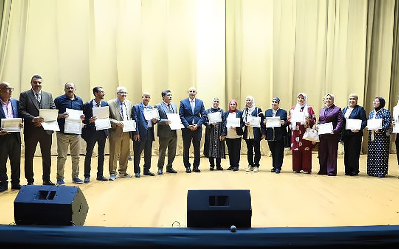 تقديرًا لجهودهم المخلصة.. وزير التعليم يكرم 216 مدير مدرسة على مستوى الجمهورية