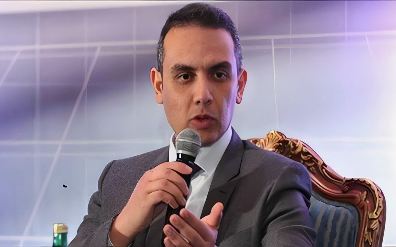 خبير اقتصادي: رفع الفائدة 1% رسالة لاستهداف تضخم عند نسبة 7%