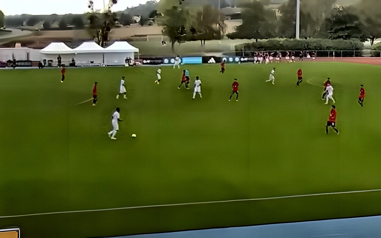 الشوط الأول.. كندا تقدم تقدم على مصر 2-0  في دورة الصداقة الدولية للناشئين
