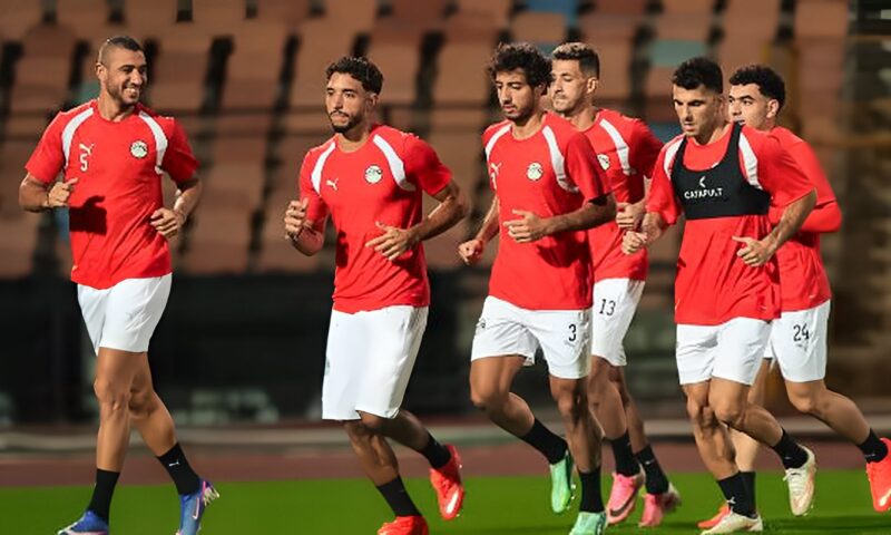 منتخب مصر يختتم تدريبه باستاد القاهرة استعدادا لودية جنوب أفريقيا.. وإراحة هيثم حسن