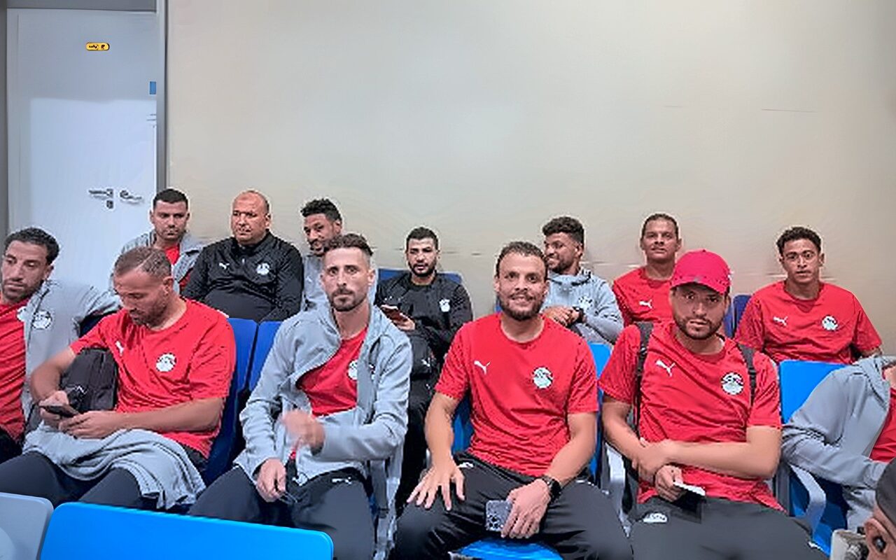 منتخب الشاطئية يصل إلى أنجولا بعد رحلة طيران 14 ساعة