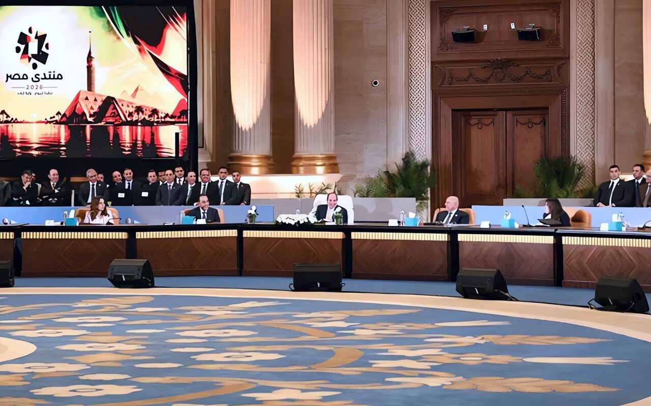 السيسي: حرصنا منذ 2014 على إقرار خطة لمواجهة أزمة الطاقة