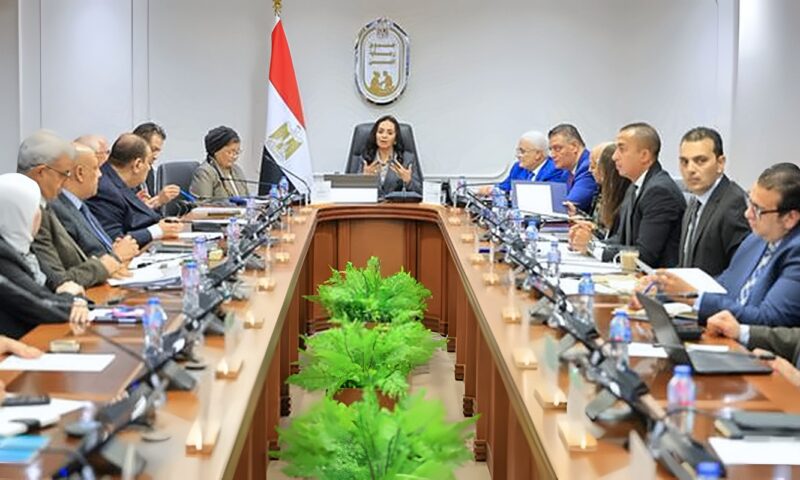 وزيرة التضامن تترأس أول اجتماع لمجلس إدارة صندوق رعاية المسنين