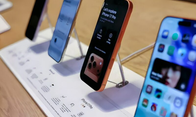 قبل ما تشتري موبايل جديد.. مزايا أساسية لازم تدور عليها