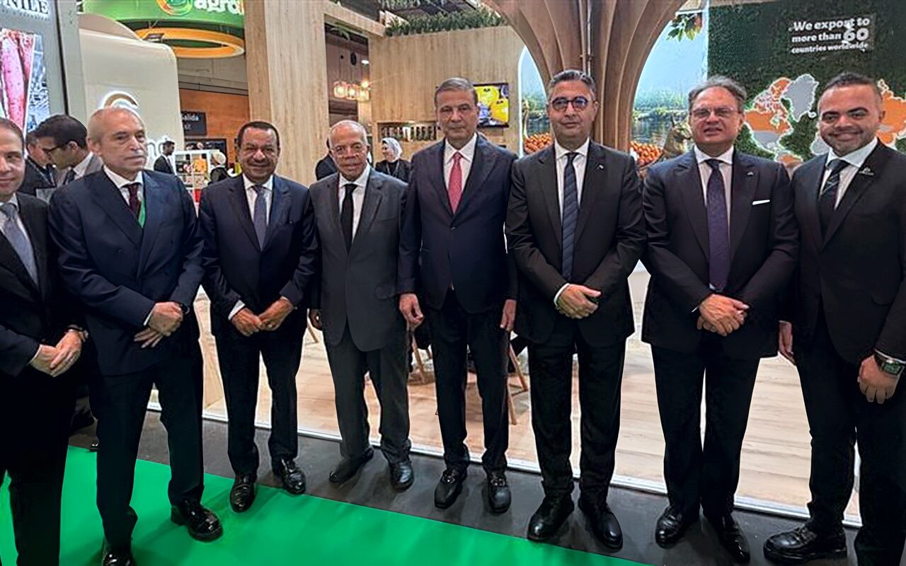 علاء فاروق من مدريد: 90 شركة مصرية في «فروت أتراكشن 2026» لتعزيز صادرات الحاصلات