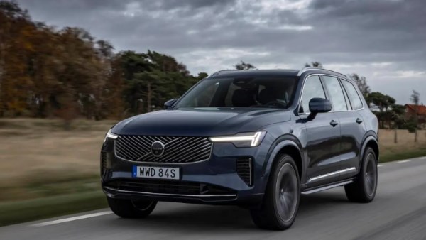 المواصفات الكاملة لـ فولفو XC90 2026 المقدمة عالميًا.. صور