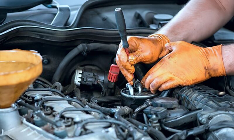 8 علامات مهمة لا تتجاهلها للحفاظ على محرك سيارتك