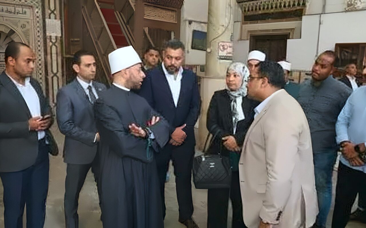وزير الأوقاف يتفقد مسجد «عبد الوهاب الشعراني» لبدء أعمال الإحلال والتطوير الشامل
