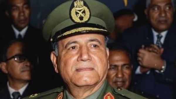 المشير أحمد إسماعيل.. الرجل الذي قاد جيش مصر في حرب أكتوبر| بروفايل