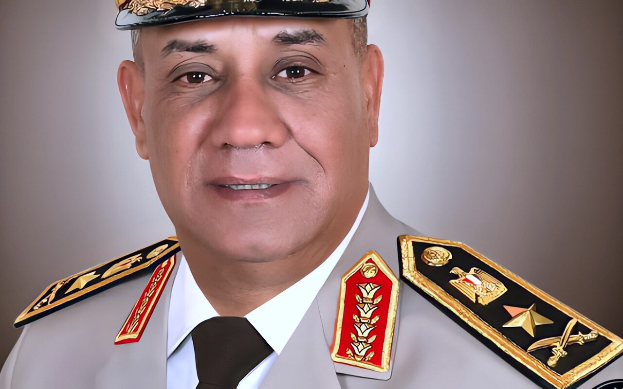 وزير الدفاع: المنطقة تشهد متغيرات متسارعة.. وحماية حدود الدولة مهمة مقدسة لمقاتلي القوات المسلحة