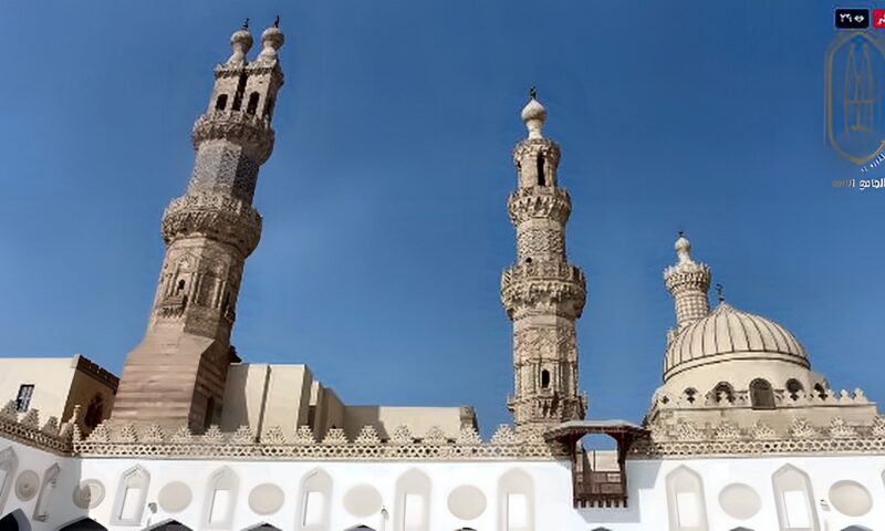 الأذان الأول والثاني لصلاة الجمعة.. هل كلاهما سنة؟ دار الإفتاء تحسم الجدل
