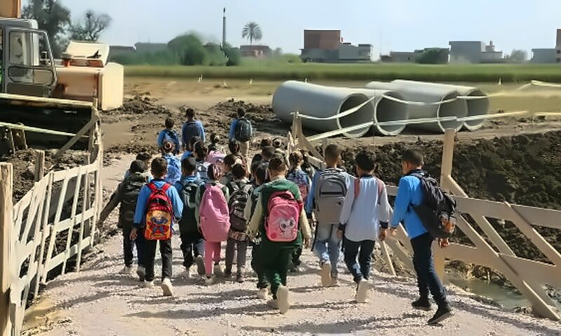 ماسورة صرف للعبور.. تحرك عاجل من وزارة الري لتأمين مسار طلاب بالبحيرة