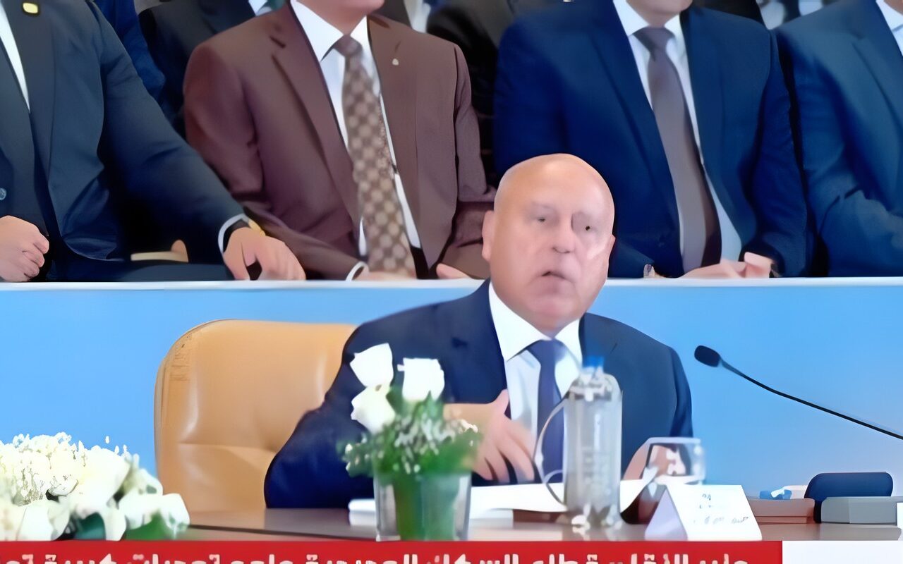 كامل الوزير: الدولة تنظر إلى مشروعات النقل باعتبارها محاور رئيسية للتنمية الاقتصادية