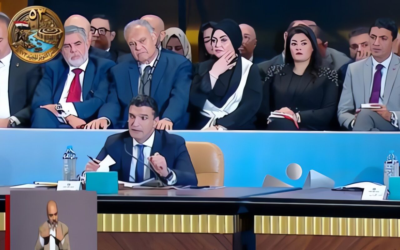 وزير الصناعة: عدد المناطق الصناعية في مصر بلغ 158 منطقة