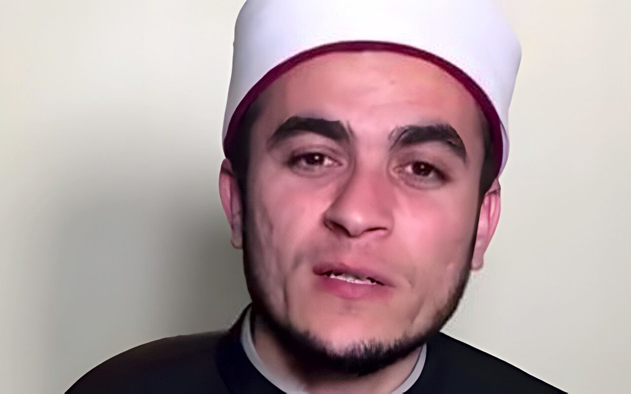 حكم إخراج الزكاة لشراء الأدوية للمرضى الفقراء .. دار الإفتاء توضح