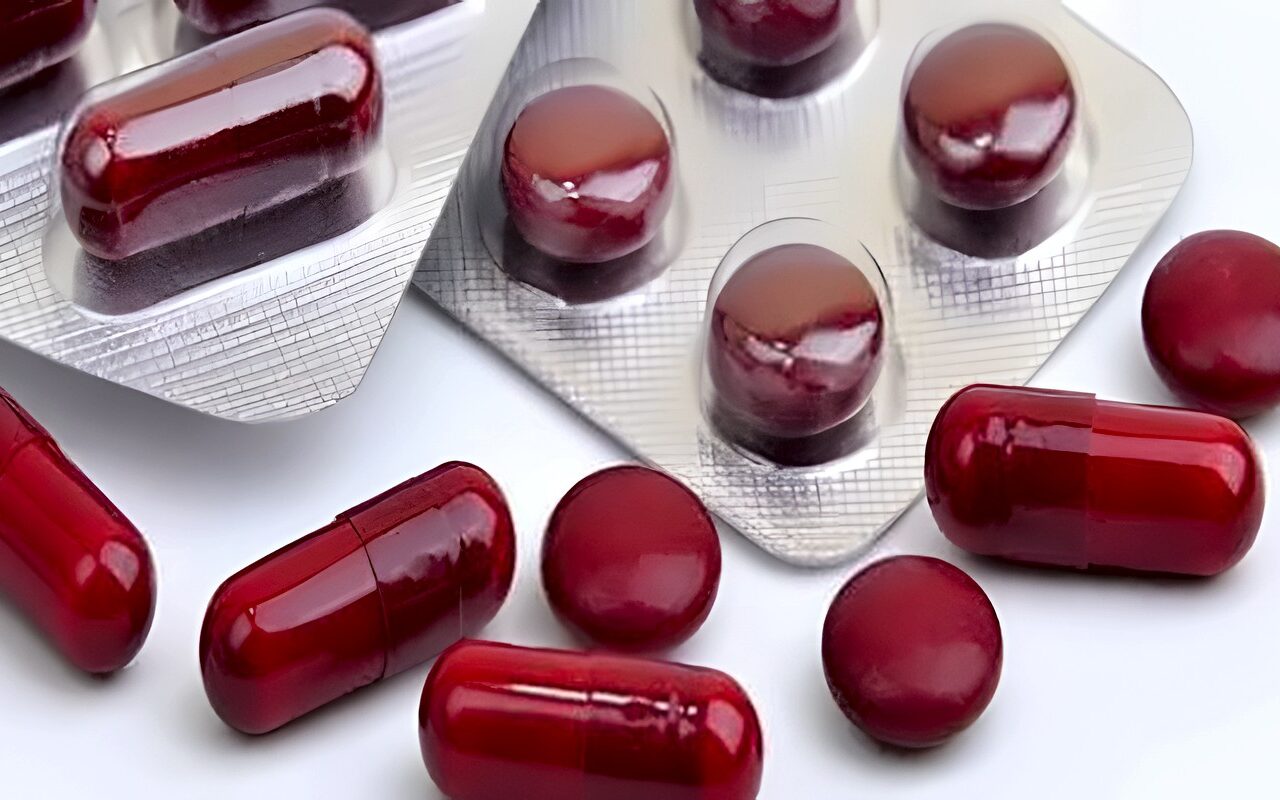 قد يسبب مشاكل خطيرة .. اكتشف أضرار الإفراط في تناول الحديد